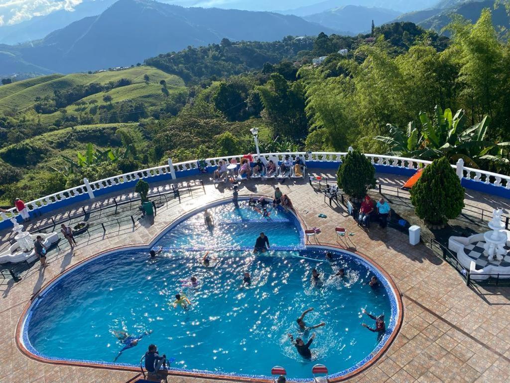 Finca Los Alpes San Jerónimo Esterno foto