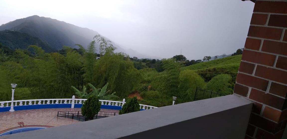 Finca Los Alpes San Jerónimo Esterno foto